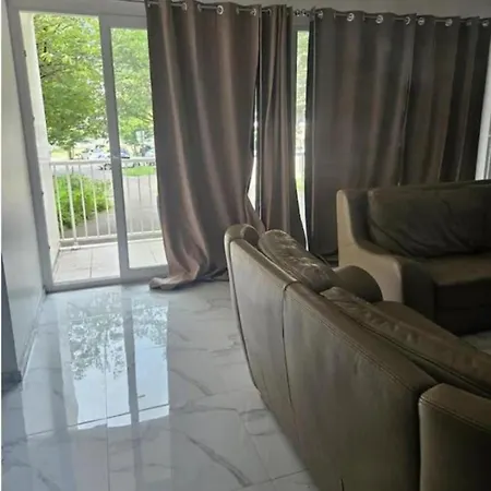 A Reserver A Dunkerque Privat bolig *
